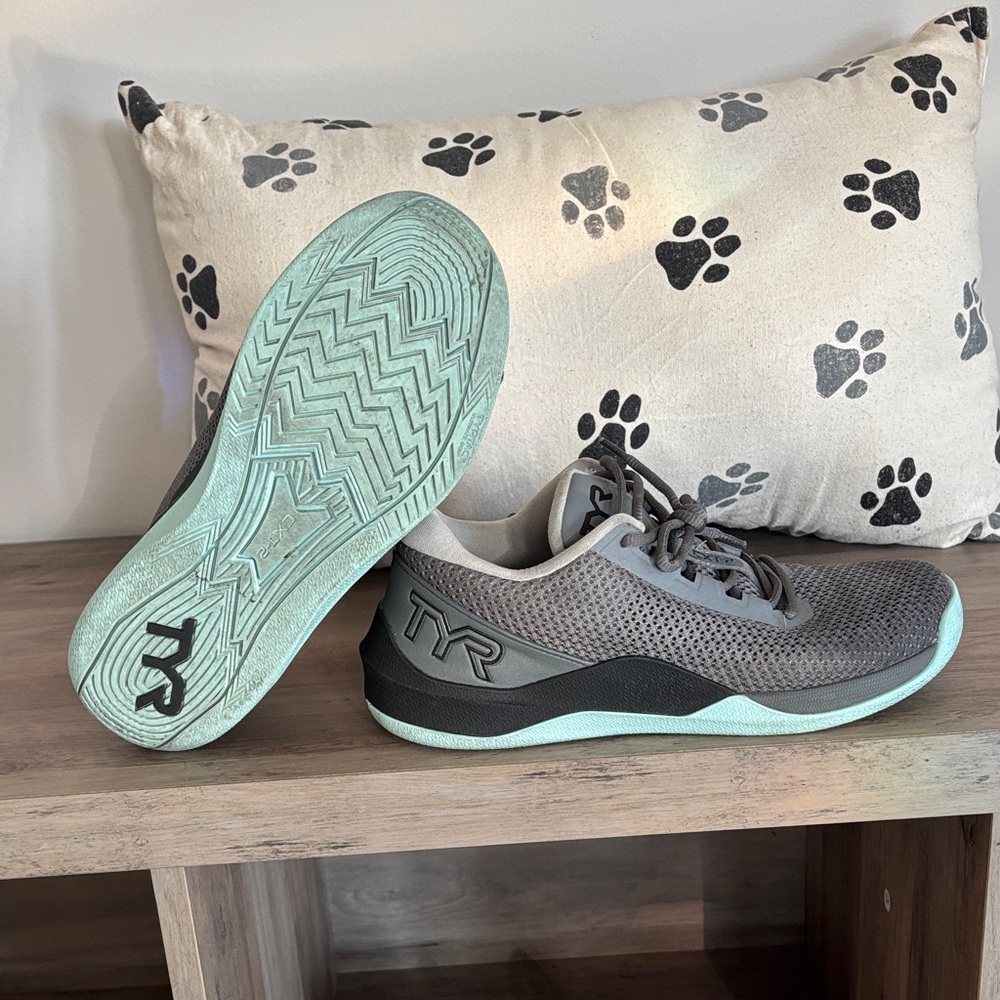 TYR CX-2 Trainers